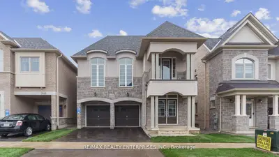 Detached in Burlington