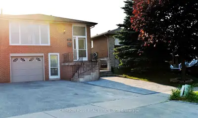 Semi-Detached in Mississauga