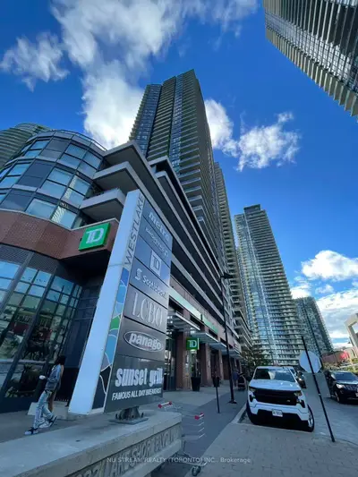 Condo Apartment in Toronto
