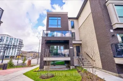 Condo Townhouse in Brampton