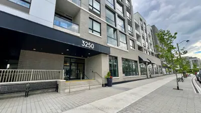 Co-op Apartment in Oakville