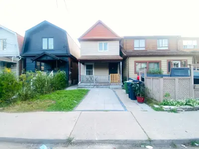 Detached in Toronto