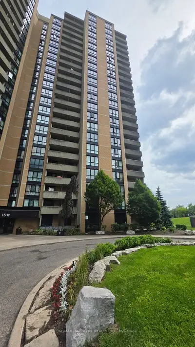 Condo Apartment in Toronto
