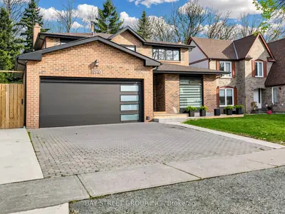 6 Pearson Road, Brampton, On L6y 2n1