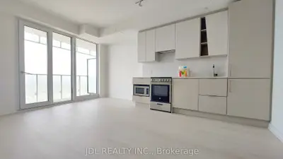 Condo Apartment in Mississauga