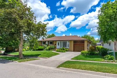 Detached in Halton Hills