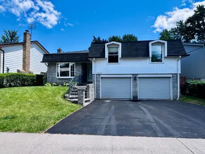Detached in Burlington