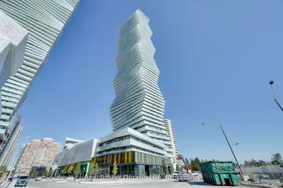 Condo Apartment in Mississauga