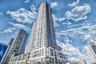 Condo Apartment in Mississauga