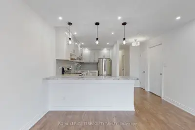 Store W Apt/Office in Toronto