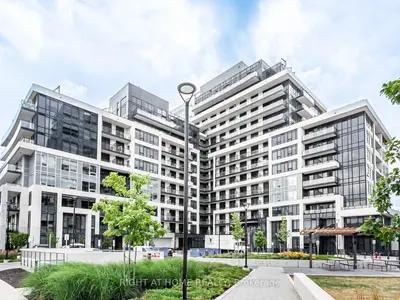 Condo Apartment in Oakville