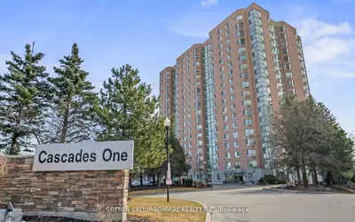 Condo Apartment in Toronto