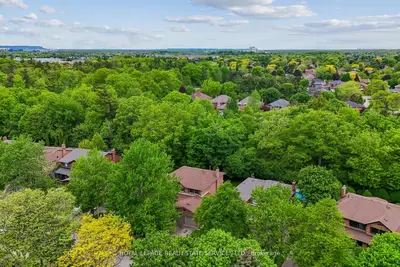 Detached in Oakville