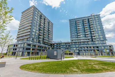 Co-op Apartment in Burlington