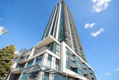 Condo Apartment in Mississauga