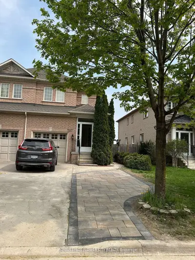 Semi-Detached in Mississauga
