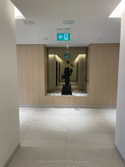 Condo Apartment in Mississauga