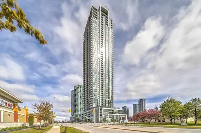 Condo Apartment in Mississauga