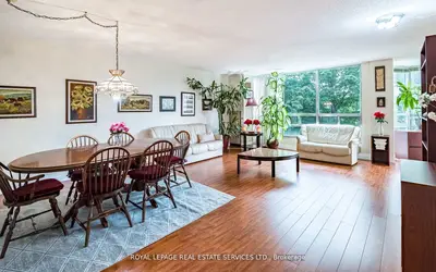310 Mill Street S 202, Brampton, On L6y 3b1