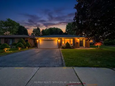Detached in Milton