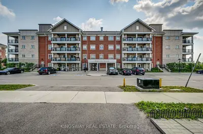 70 Bayclciffe Crescent 303, Brampton, On L7a 3z4