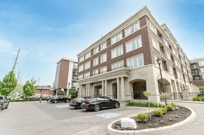 Condo Apartment in Caledon