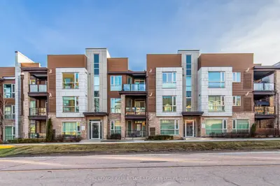 Condo Townhouse in Oakville