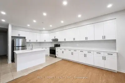 654 Sentinel Road, Toronto, On M3j 0b2