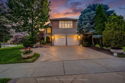 5470 Middleport Crescent, Mississauga, On L4z 3v2