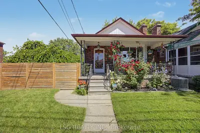 Detached in Toronto