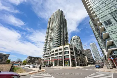 Condo Apartment in Mississauga