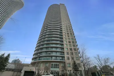 Condo Apartment in Mississauga