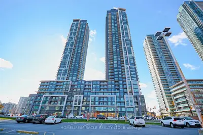 Condo Apartment in Mississauga