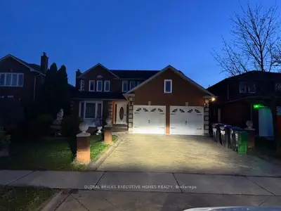 Detached in Mississauga