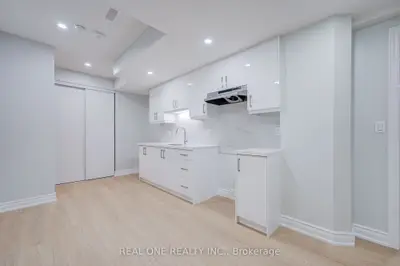Detached in Oakville