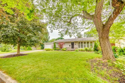 Detached in Oakville