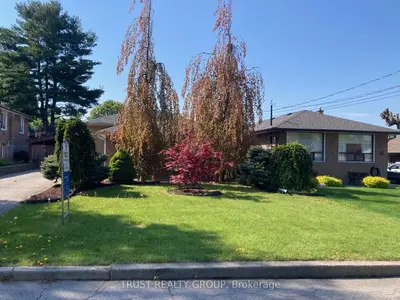 Detached in Toronto