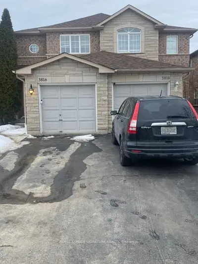 Lower Level in Mississauga