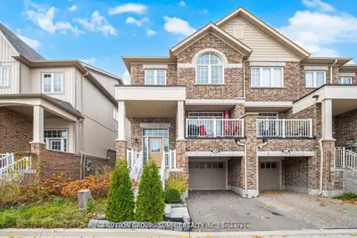 Att/Row/Townhouse in Orangeville
