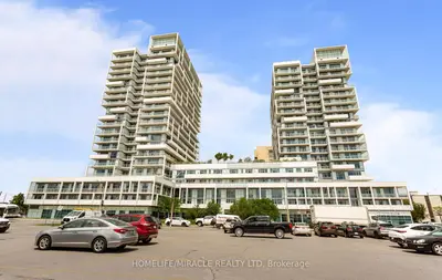 Condo Apartment in Oakville