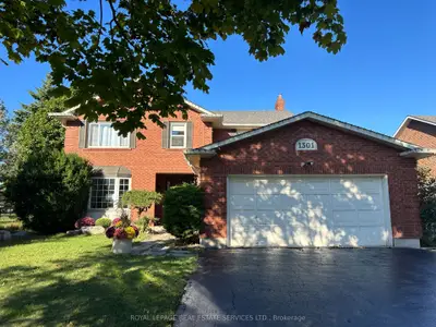 Detached in Oakville