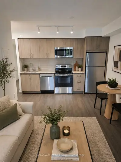 Condo Apartment in Toronto
