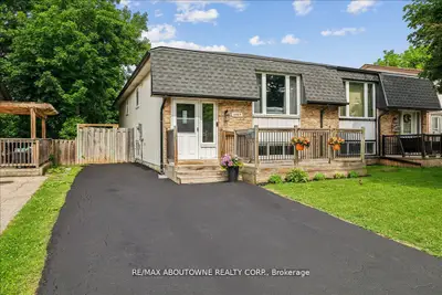 Semi-Detached in Burlington