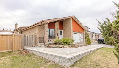 Detached in Milton