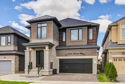 Detached in Oakville