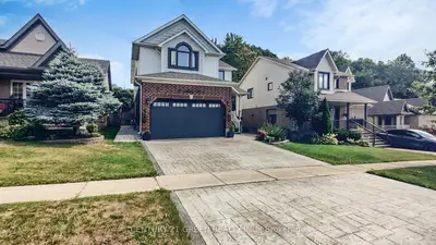 53 Abbey Road, Orangeville, On L9w 5e3