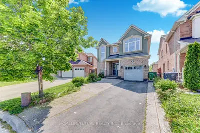 Detached in Brampton