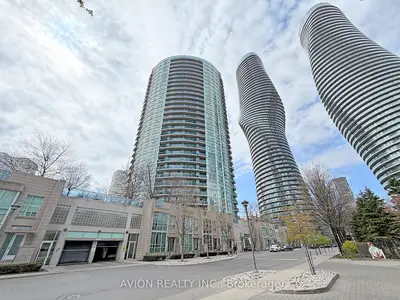 Condo Apartment in Mississauga