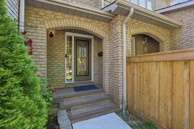 2445 Stefi Trail, Oakville, On L6h 5y4
