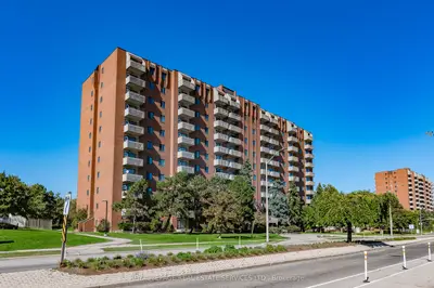 6720 Glen Erin Drive 904, Mississauga, On L5n 3k8